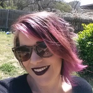 Meet your Posher, Jamie